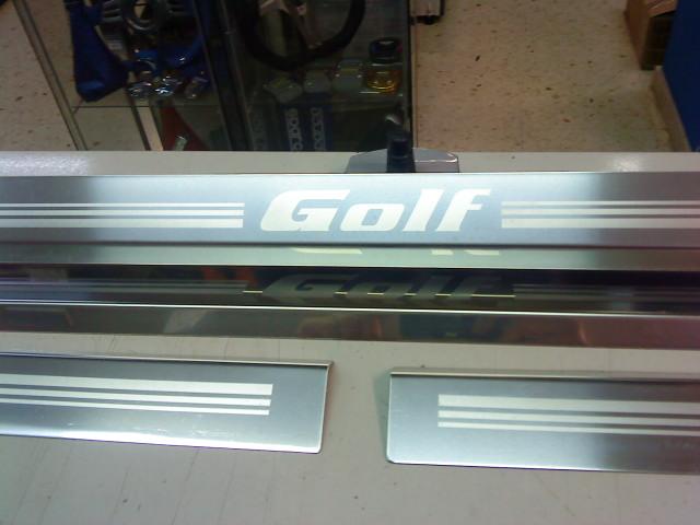 ESTRIBERAS ALUMINIO GOLF III 4 PTAS. REF. MZ90779